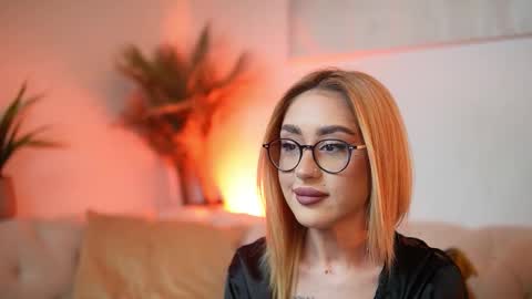  Aileen  online show from 02.05.26