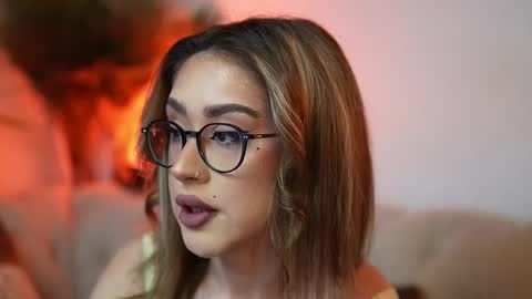  Aileen  online show from 04.19.26