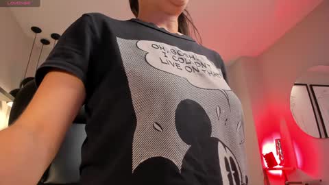 Snapshot of aileenvega chatting on 12.26.24 AILEEN VEGA online show from 12.26.24