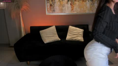 Snapshot of aileenvega chatting on 01.19.25 AILEEN VEGA online show from 01.19.25