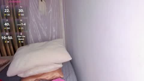 Snapshot of aili_queen chatting on 07.28.26 Catalina online show from 07.28.26