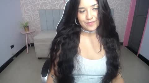 ailyn_ch1 online show from 10.25.25