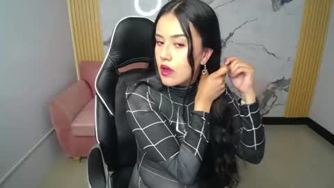 Snapshot of ailyn_ch1 chatting on 06.29.26 ailyn_ch1 online show from 06.29.26
