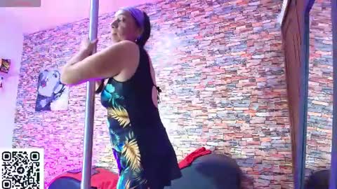 Snapshot of ainara_mds chatting on 06.16.26 Sun Dreams online show from 06.16.26