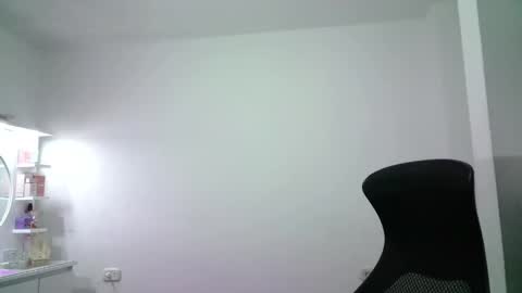 AINE online show from 11.04.25