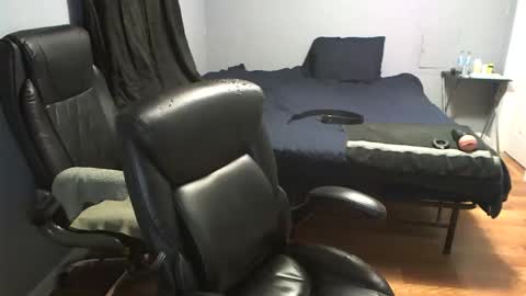 Daddy online show from 11.14.25