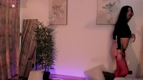 Aisha online show from 01.24.25