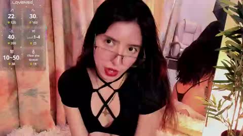 Aisha online show from 02.20.25