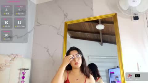 Snapshot of aisha_calloway chatting on 11.04.25 aisha_calloway online show from 11.04.25