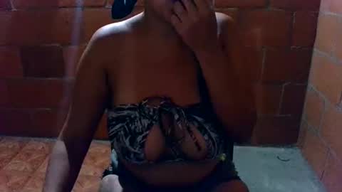 aisha koswell3 online show from 11.25.25