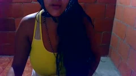 aisha koswell3 online show from 11.26.25