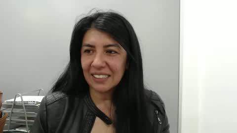 Katie   online show from 03.04.25