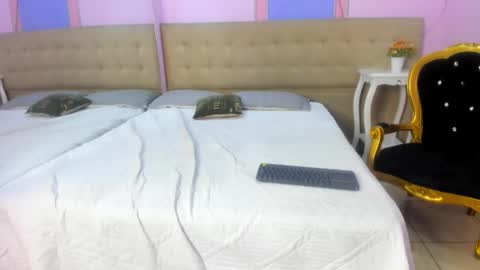 Aisha Noir online show from 09.19.25