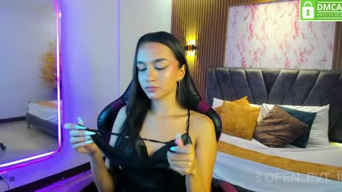 Aisha  online show from 06.04.26