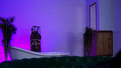 Snapshot of aishaadevoe chatting on 01.12.26 Maddy online show from 01.12.26