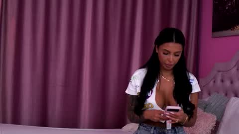 Snapshot of aishaadevoe chatting on 02.21.26 Maddy online show from 02.21.26