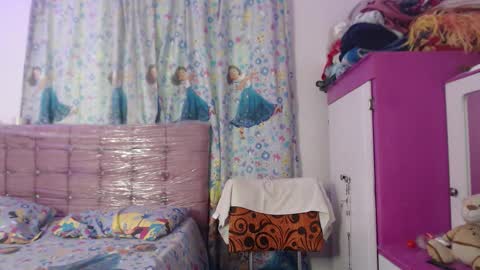 Aisha online show from 12.18.25