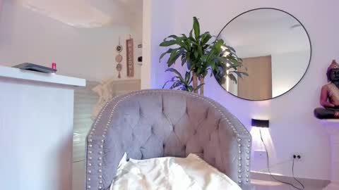 Snapshot of aishapeyton_ chatting on 02.09.26 Aisha online show from 02.09.26