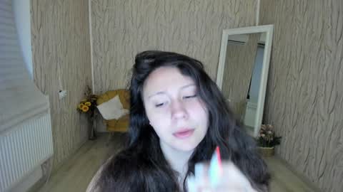 Snapshot of aisharouhi chatting on 01.02.25 Aisha online show from 01.02.25