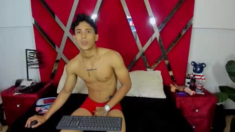 aishaxht online show from 04.19.26