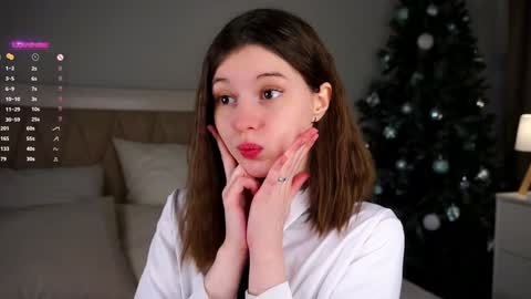 Snapshot of aislyfarran chatting on 01.14.25 Aliza online show from 01.14.25