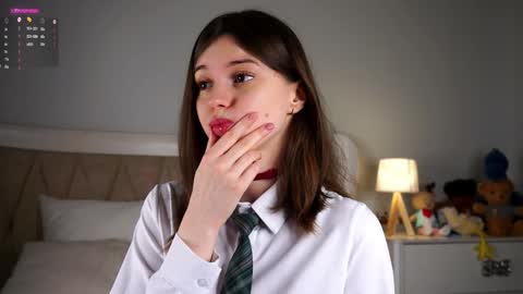 Snapshot of aislyfarran chatting on 02.03.25 Aliza online show from 02.03.25