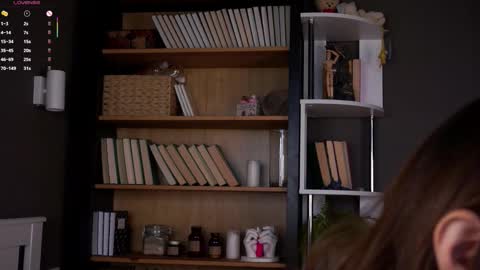 Snapshot of aislyfarran chatting on 09.10.25 Aliza online show from 09.10.25