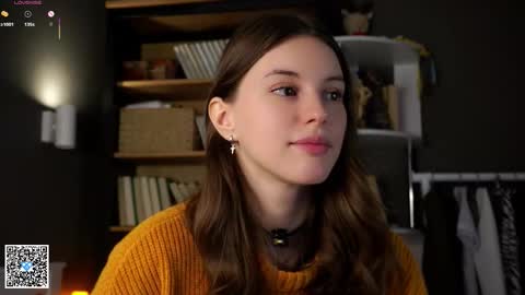 Snapshot of aislyfarran chatting on 10.08.25 Aliza online show from 10.08.25