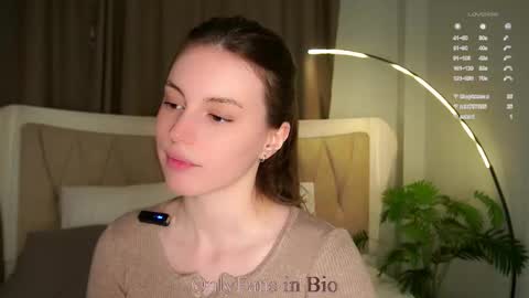 Snapshot of aislyfarran chatting on 12.05.25 Aliza online show from 12.05.25