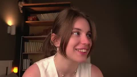 Snapshot of aislyfarran chatting on 06.24.26 Aliza online show from 06.24.26