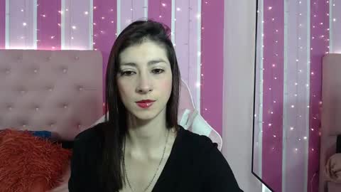 Snapshot of aitana_ag chatting on 03.10.25 Aitana online show from 03.10.25