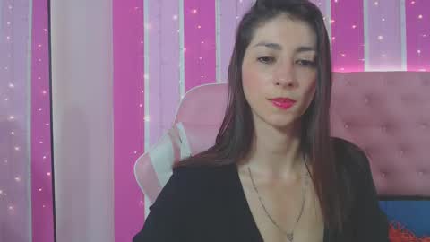 Snapshot of aitana_ag chatting on 03.10.25 Aitana online show from 03.10.25