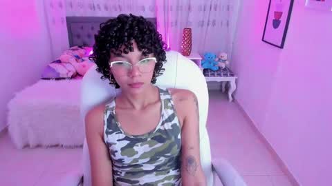 Snapshot of aitana_kahlo chatting on 09.16.25 Aitana online show from 09.16.25