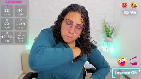 Aixa Burgos online show from 02.22.25