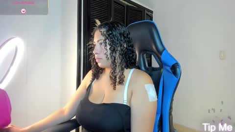 Aixa Burgos online show from 09.20.25