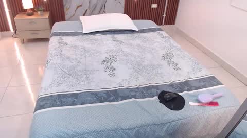 AIXA  online show from 10.27.25