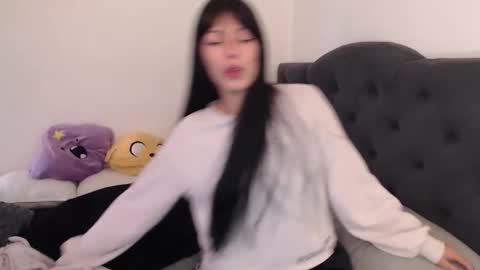 Snapshot of aizen_myo chatting on 12.15.25 Aizen My- online show from 12.15.25