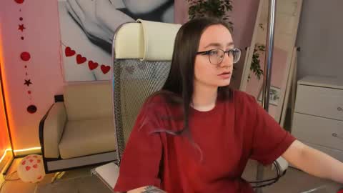 akaheby online show from 02.18.25