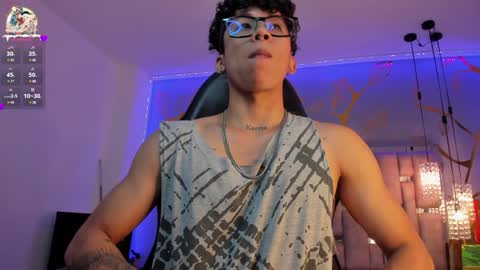 akazaboy online show from 12.31.24