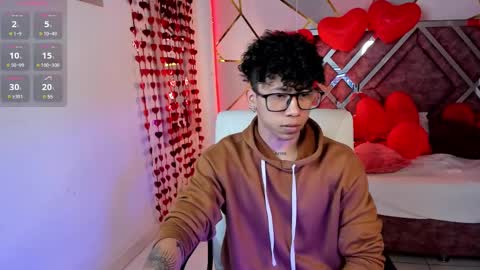 akazaboy online show from 02.19.25