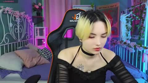 Akemi online show from 03.01.25