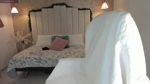 Luna online show from 12.20.24