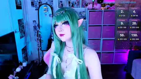 Snapshot of aki__ra chatting on 01.16.26 Aki online show from 01.16.26