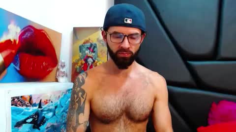 Snapshot of akiles_r chatting on 06.03.26 akiles online show from 06.03.26
