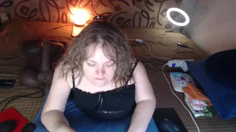 Snapshot of akindmodel chatting on 01.19.25 Natalie online show from 01.19.25