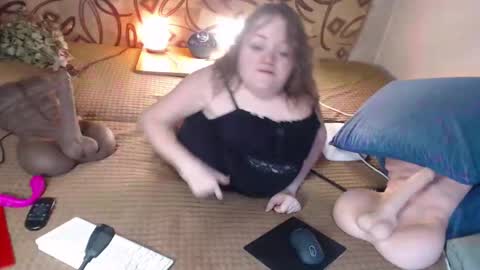 Snapshot of akindmodel chatting on 02.02.25 Natalie online show from 02.02.25