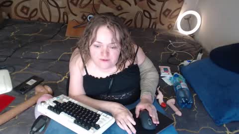 Snapshot of akindmodel chatting on 02.22.25 Natalie online show from 02.22.25