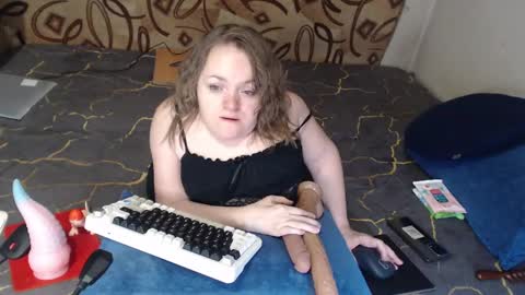 Snapshot of akindmodel chatting on 02.26.25 Natalie online show from 02.26.25