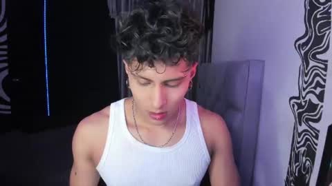 Snapshot of ala_ha_ chatting on 06.17.26 Ander uwu online show from 06.17.26