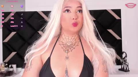Snapshot of ala_rasi_ chatting on 02.28.25 Alarasi online show from 02.28.25